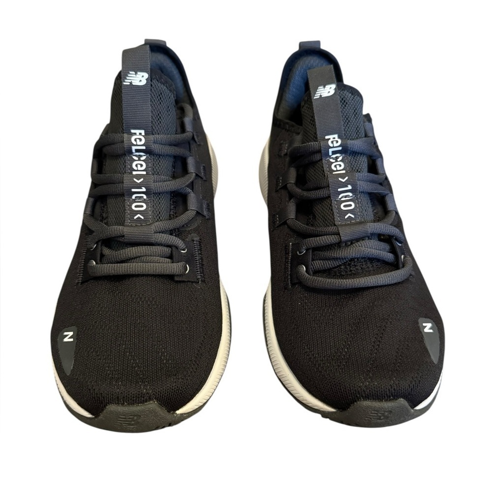 New Balance Women’s FuelCell Trainer in Black and White Sneakers Size 8 - Picture 2 of 7